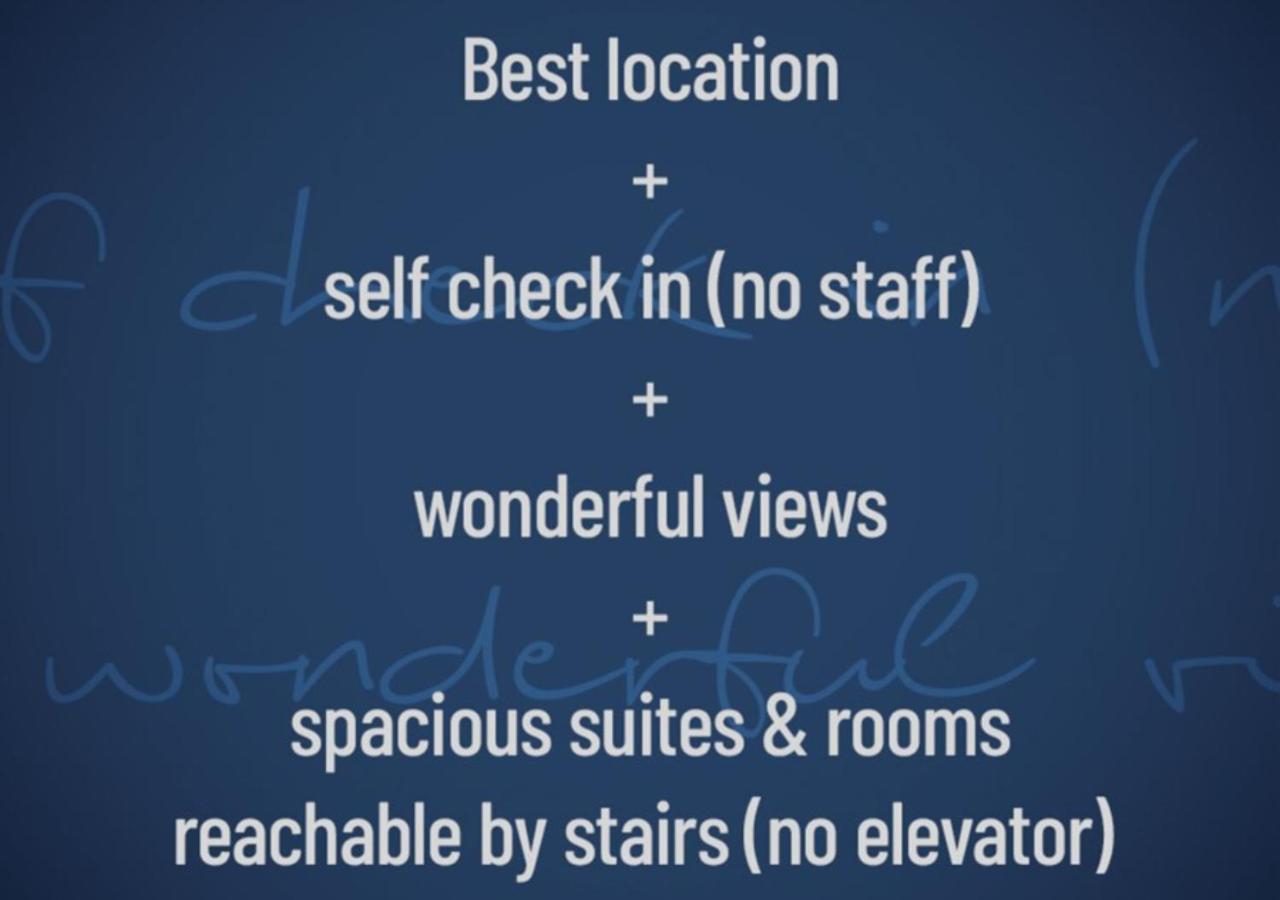 Cty Books Hotel 3*
